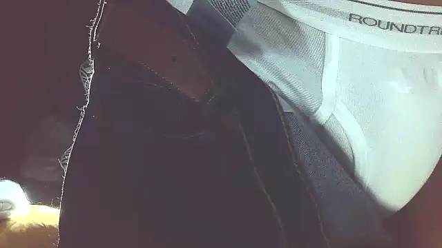 briefsguy4lifexh online show from March 12, 2026, 9:19 pm