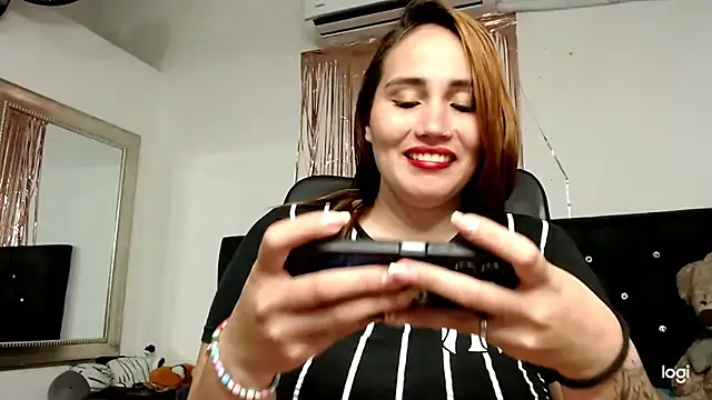 Snapshot of Baby_hornyJM chatting on May 3, 2026, 4:06 am Baby hornyJM online show from May 3, 2026, 4:06 am