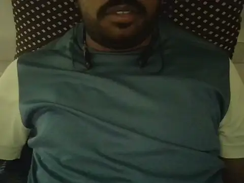 Snapshot of ballandnuts chatting on February 4, 2026, 3:18 pm ballandnuts online show from February 4, 2026, 3:18 pm