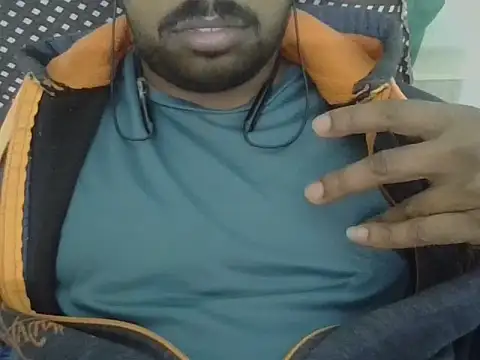 Snapshot of ballandnuts chatting on February 3, 2026, 4:12 pm ballandnuts online show from February 3, 2026, 4:12 pm