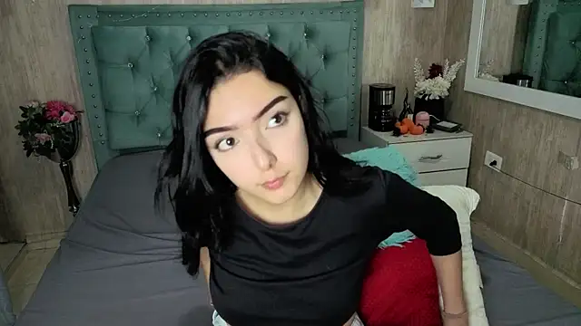 Snapshot of Marcelaa_fox chatting on June 25, 2026, 8:36 pm Marcelaa fox online show from June 25, 2026, 8:36 pm