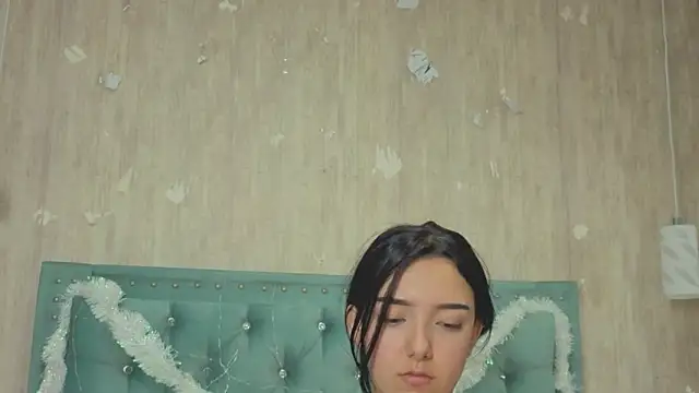 Marcelaa fox online show from December 2, 2025, 8:54 pm