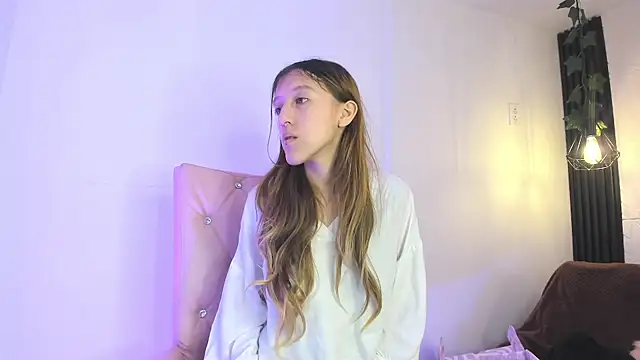 BLAIR AND BRIAR online show from December 1, 2025, 2:07 pm