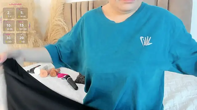 Snapshot of samaara_ chatting on September 18, 2025, 12:08 pm samaara online show from September 18, 2025, 12:08 pm