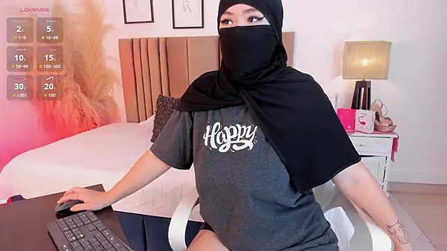 Snapshot of samaara_ chatting on September 10, 2025, 12:04 pm samaara online show from September 10, 2025, 12:04 pm