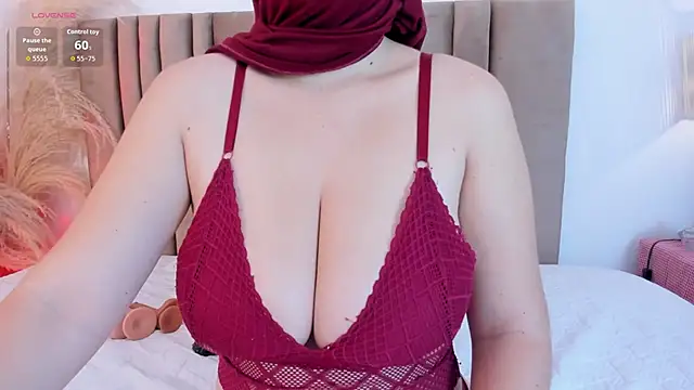 Snapshot of samaara_ chatting on September 12, 2025, 11:54 am samaara online show from September 12, 2025, 11:54 am