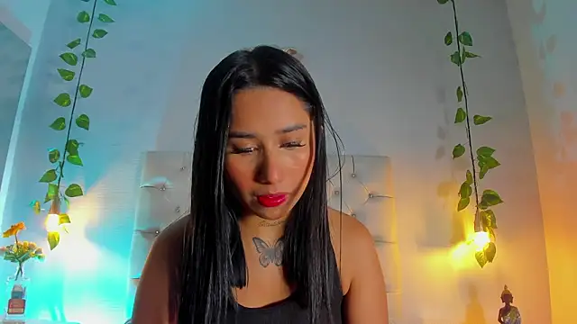 Isabella Flowers online show from February 7, 2026, 11:57 pm