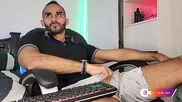 Snapshot of orion1993 chatting on February 14, 2025, 1:08 pm orion1993 online show from February 14, 2025, 1:08 pm