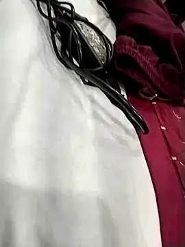 rohitlov150 online show from November 5, 2025, 11:46 am