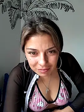 Snapshot of Sweel_Leyva18 chatting on December 5, 2024, 6:28 pm Sweel Leyva18 online show from December 5, 2024, 6:28 pm