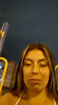 Snapshot of Sweel_Leyva18 chatting on December 3, 2024, 6:43 am Sweel Leyva18 online show from December 3, 2024, 6:43 am