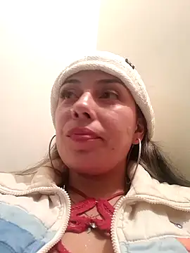Snapshot of Sweel_Leyva18 chatting on February 26, 2025, 4:19 am Sweel Leyva18 online show from February 26, 2025, 4:19 am
