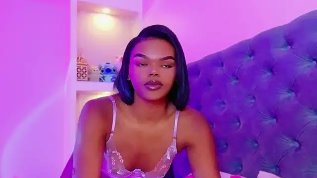 CamiEstrada online show from October 21, 2025, 2:22 am