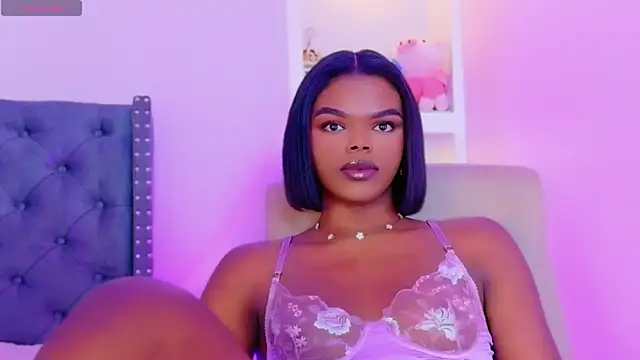 CamiEstrada online show from October 31, 2025, 8:27 pm