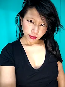 Snapshot of Giviper1 chatting on February 5, 2026, 3:35 am Giviper1 online show from February 5, 2026, 3:35 am