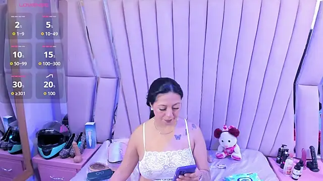 Snapshot of slut_anal_ chatting on March 12, 2026, 8:46 pm slut anal online show from March 12, 2026, 8:46 pm