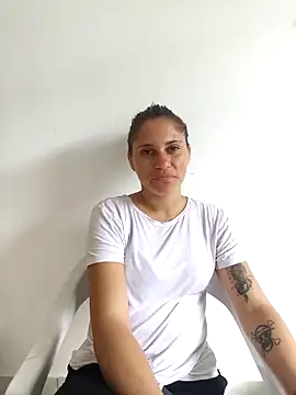 Scarlett-Leh online show from December 2, 2025, 12:29 pm