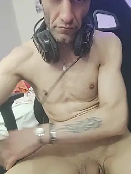 Aktorihannxh online show from April 11, 2026, 12:07 am