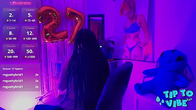 Snapshot of TinnaDawsom chatting on March 4, 2025, 4:17 am TinnaDawsom online show from March 4, 2025, 4:17 am