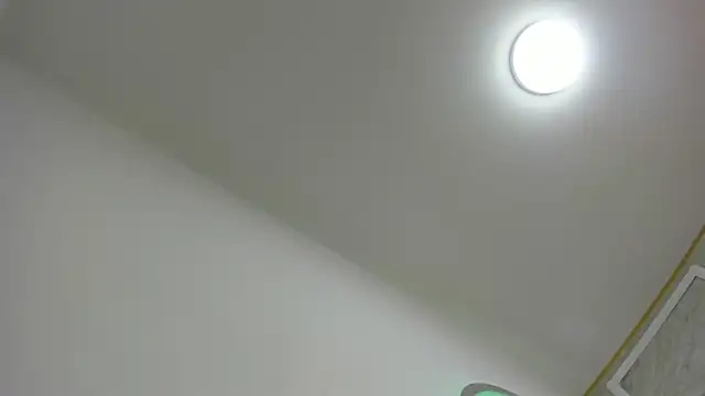 Snapshot of Ambber_moon chatting on November 8, 2025, 3:32 am Ambber moon online show from November 8, 2025, 3:32 am