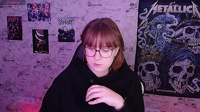 Rudy 02 online show from May 11, 2026, 4:04 pm