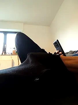 Snapshot of Kevoon991 chatting on December 8, 2024, 9:24 am Kevoon991 online show from December 8, 2024, 9:24 am