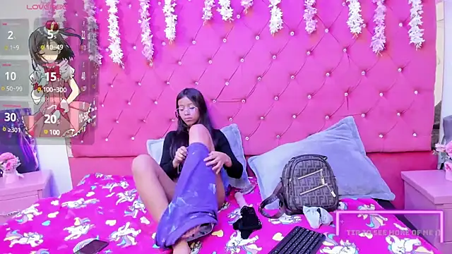 Snapshot of SamaraPrice69 chatting on March 21, 2025, 7:13 pm SamaraPrice69 online show from March 21, 2025, 7:13 pm