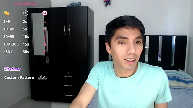 Snapshot of Marcosdfreitas chatting on October 30, 2025, 10:17 pm Marcosdfreitas online show from October 30, 2025, 10:17 pm