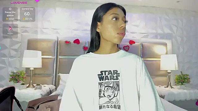 Snapshot of Any_Petitte chatting on March 3, 2025, 12:06 pm Any Petitte online show from March 3, 2025, 12:06 pm