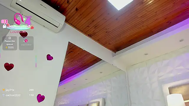 Snapshot of Any_Petitte chatting on March 11, 2025, 6:30 pm Any Petitte online show from March 11, 2025, 6:30 pm