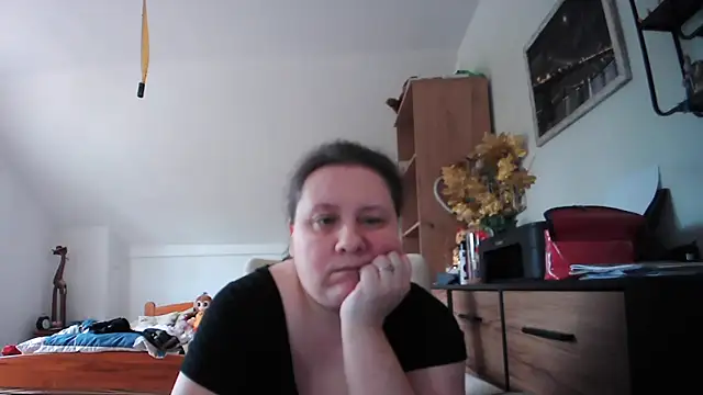 ReifeVenna online show from July 6, 2026, 8:32 am
