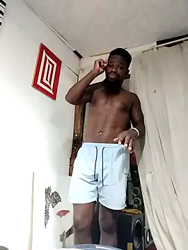 Snapshot of Chocolate_factory_man chatting on January 29, 2025, 3:15 pm Chocolate factory man online show from January 29, 2025, 3:15 pm