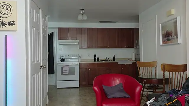 Thekodyy online show from October 7, 2025, 1:45 pm