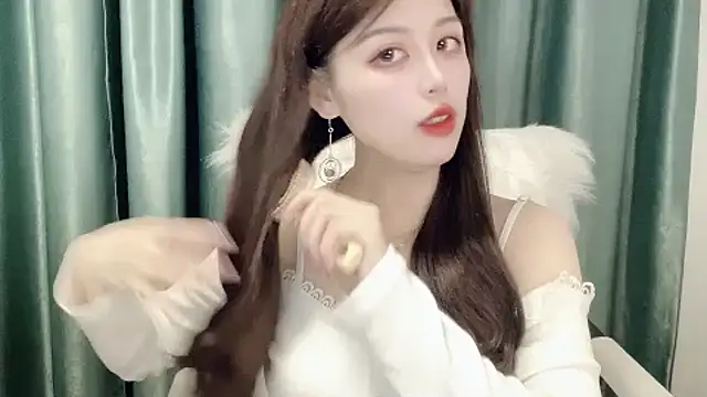 HOHO111111 online show from December 5, 2024, 3:44 pm