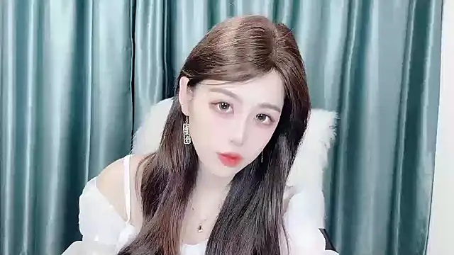 HOHO111111 online show from December 3, 2024, 2:11 pm