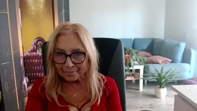 Snapshot of sofia_xkiss chatting on October 2, 2025, 1:47 pm sofia xkiss online show from October 2, 2025, 1:47 pm
