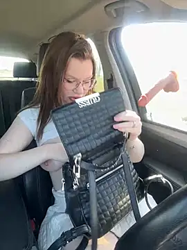 justmila online show from February 13, 2025, 11:50 am