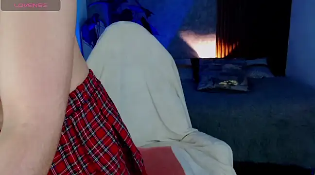 SofiaGomez420 online show from February 5, 2025, 4:58 pm