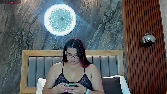 BellaPeers  online show from October 24, 2025, 12:04 pm