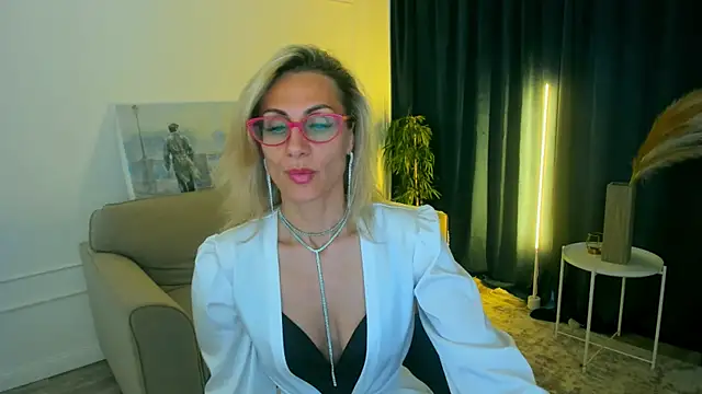 MuseOfStage online show from June 22, 2026, 11:40 am