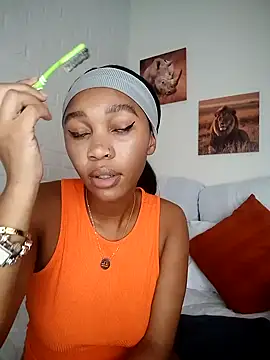 Snapshot of Shria107 chatting on December 21, 2025, 12:51 pm Shria107 online show from December 21, 2025, 12:51 pm