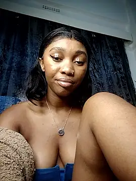 Snapshot of Shria107 chatting on November 22, 2025, 3:27 am Shria107 online show from November 22, 2025, 3:27 am