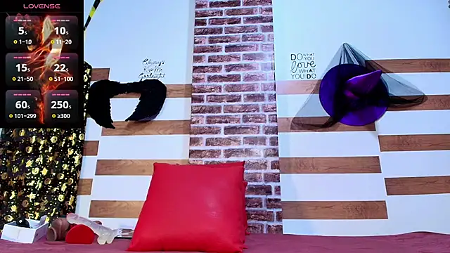 sofia fer online show from October 15, 2025, 2:32 am