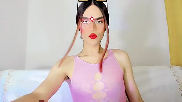 Snapshot of TatiGil chatting on October 16, 2025, 7:22 pm TatiGil online show from October 16, 2025, 7:22 pm