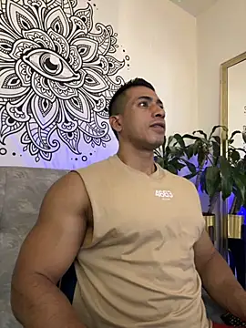 aaroncolombia online show from October 14, 2025, 10:16 am