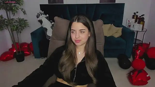 Snapshot of CharleneWoods chatting on March 2, 2025, 11:52 am CharleneWoods online show from March 2, 2025, 11:52 am