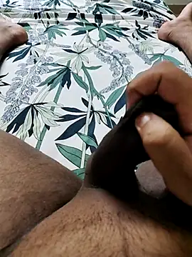 Snapshot of Mallu_Curator chatting on September 25, 2025, 5:30 pm Mallu Curator online show from September 25, 2025, 5:30 pm