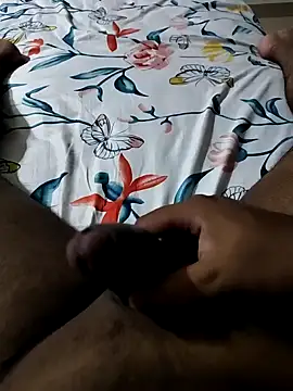 Snapshot of Mallu_Curator chatting on October 8, 2025, 5:24 pm Mallu Curator online show from October 8, 2025, 5:24 pm