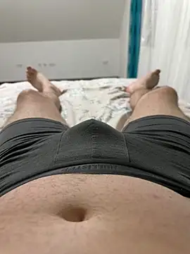 Snapshot of w12er chatting on February 27, 2026, 7:03 pm w12er online show from February 27, 2026, 7:03 pm