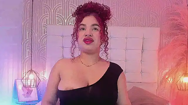 Snapshot of LeylaRangel chatting on March 2, 2025, 3:45 am LeylaRangel online show from March 2, 2025, 3:45 am